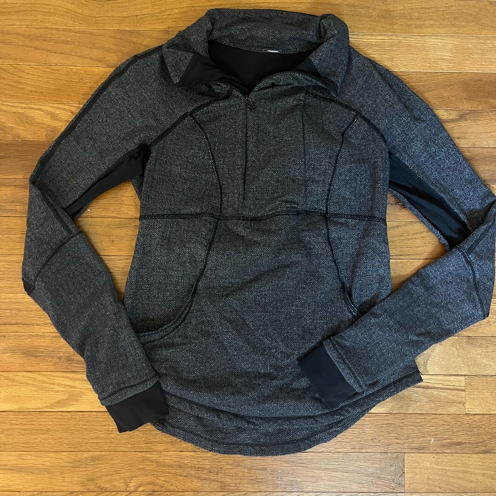 Lululemon Gray Base Runner Half-Zip - image 1
